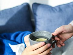 骨折恢复期可以喝茶吗，适量饮用有助康复但需注意禁忌