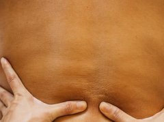 后背发胀不等于肝肾阴虚，3步处理流程避免误判