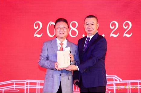 大爱4.jpg 大爱4.jpg