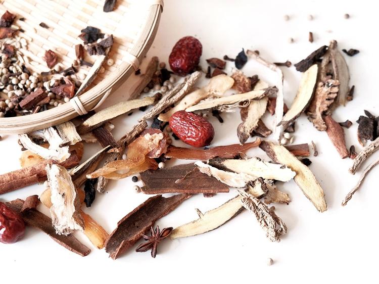 肾阴虚用女贞子地骨皮黄芪？辨证用才有效