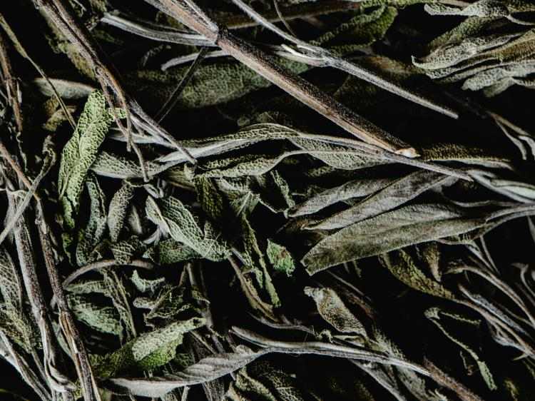 肝郁化火别硬扛！3招科学调理缓解不适