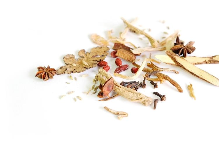 胃寒肾寒怎么调?3维度中医调理+避坑指南